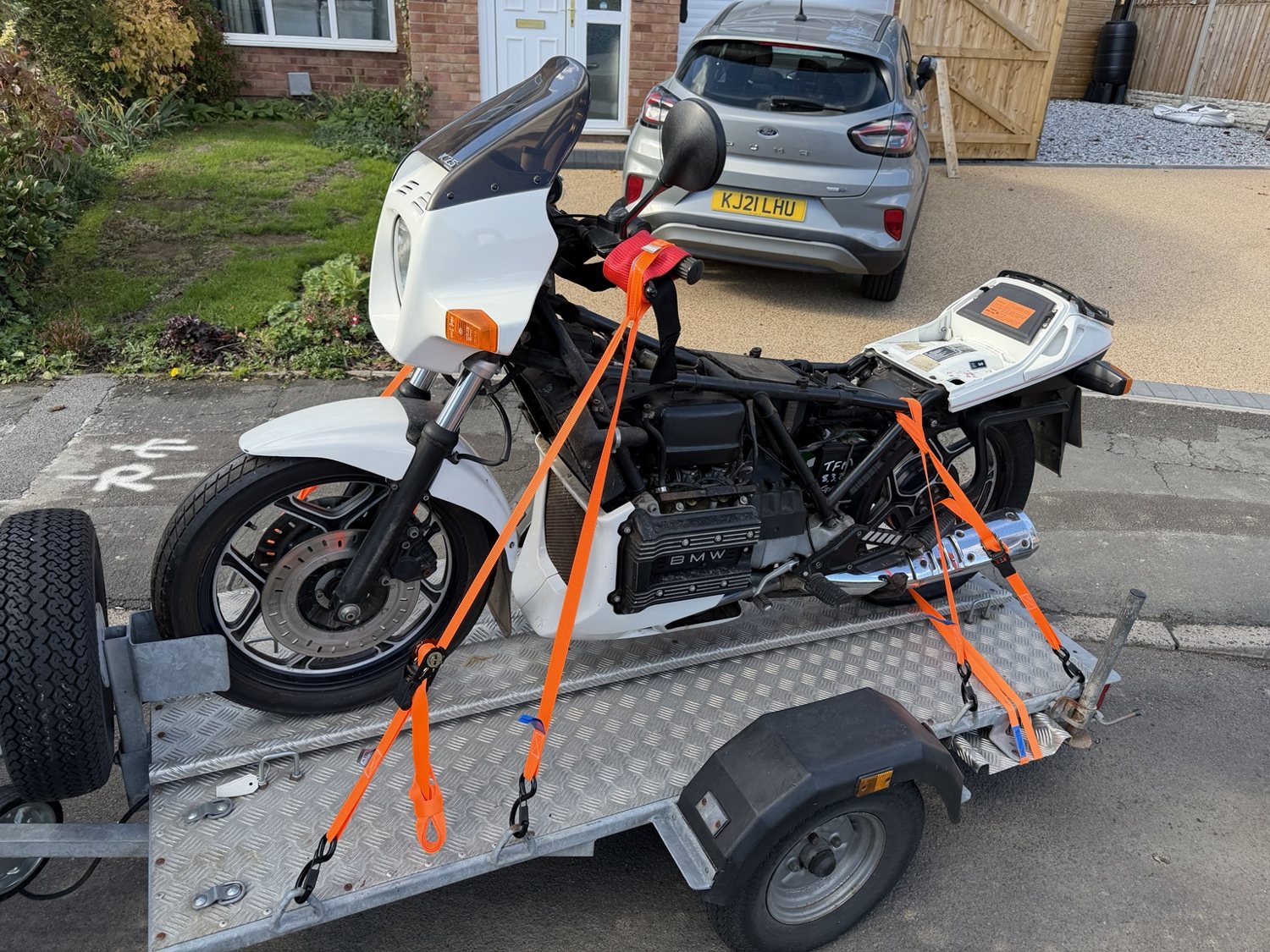 1988 BMW K75C on the trailer at collection