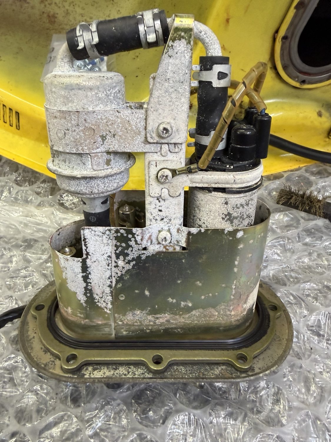 TL1000R fuel-pump assembly removed from the tank